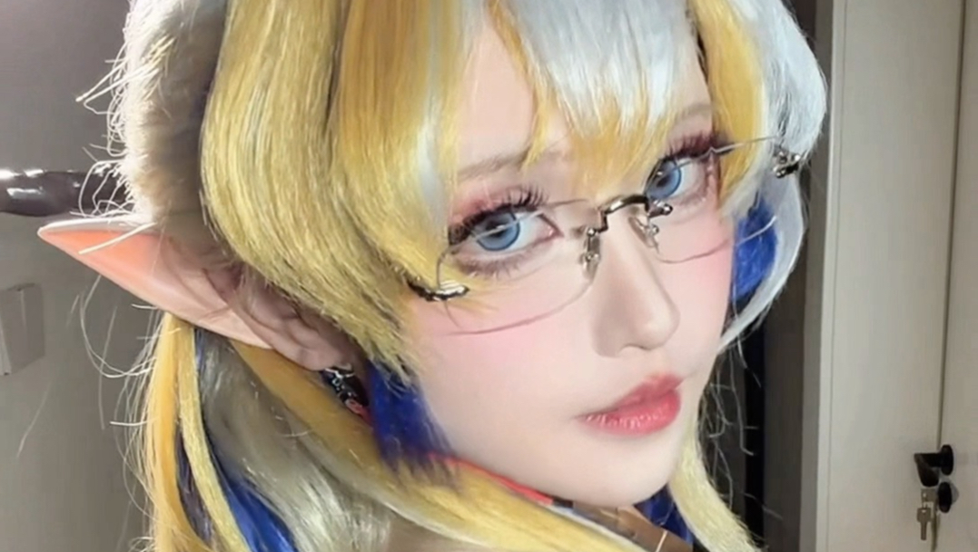 第一个让黍黍戴上眼镜的人是天才