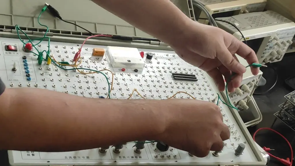 模拟电子技术基础实验ing~