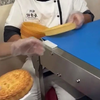 月饼生产流水线原来是这样的
