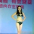 广州模特性感内衣秀，萌萌哒的甜美系模特，笑起来很迷人呦