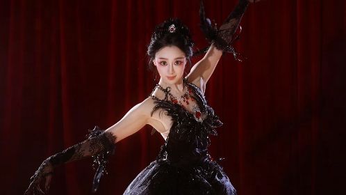 打破定义，黑白皆我