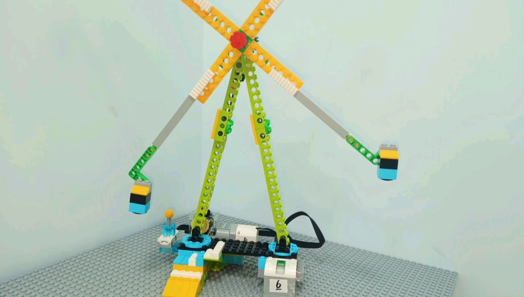 活动作品乐高wedo20系列之摩天轮