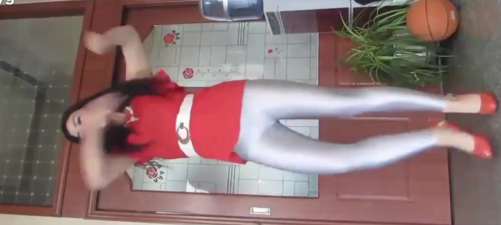 【广场舞健身快乐每一天】我的最新作品，快来一睹为快！