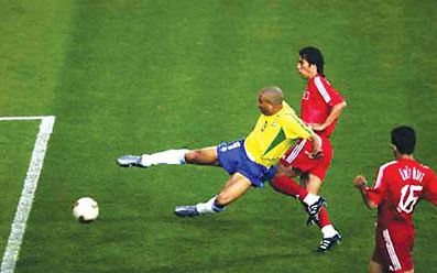 珍贵资料,2002年世界杯中国VS巴西全场资料!