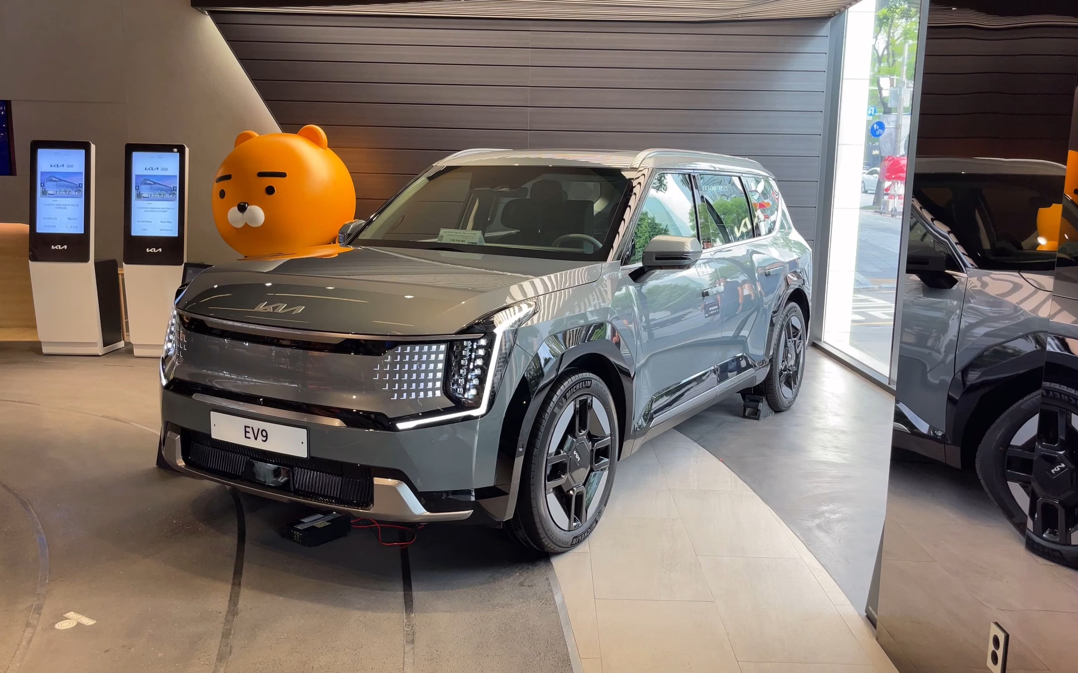 2024 起亚 EV9 电动车SUV 4WD