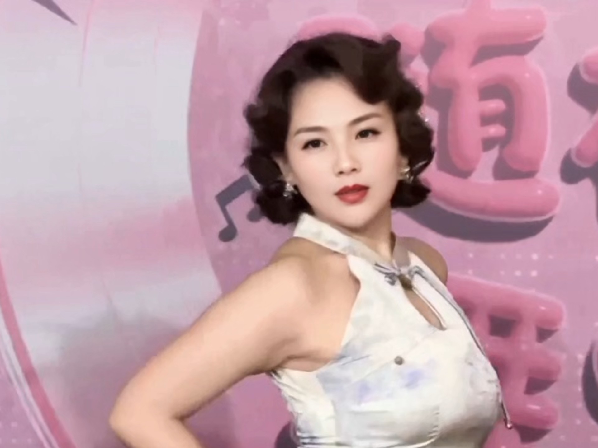 AI刘涛—《Every Night》白色旗袍，每晚都打☎️给麻麻好吗？