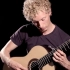 【古典吉他】实力已经不允许低调了！瑞典吉他演奏家「约翰内斯·莫勒」演奏《春风化雨》