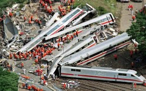 火车视频集锦火车事故b_视频在线观看-爱奇艺