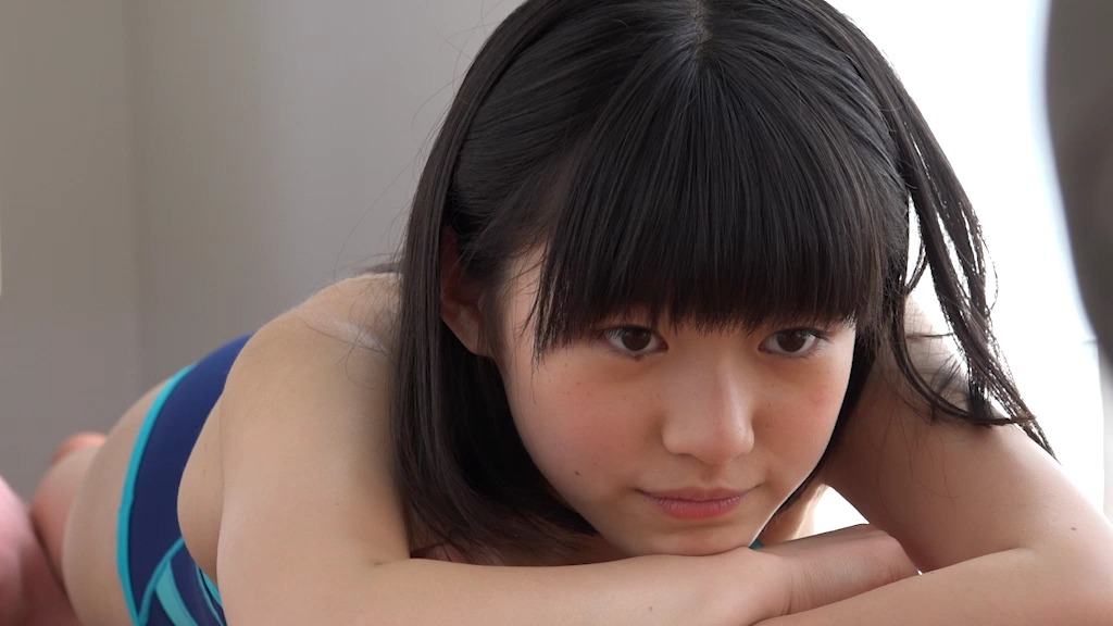 Risa Sawamura竞泳登场