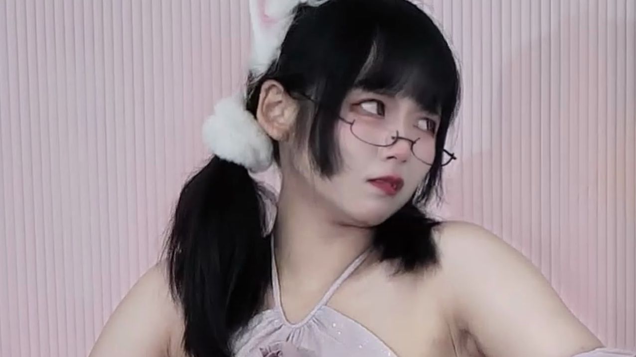 摇