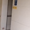 当你偷拍同学上厕所