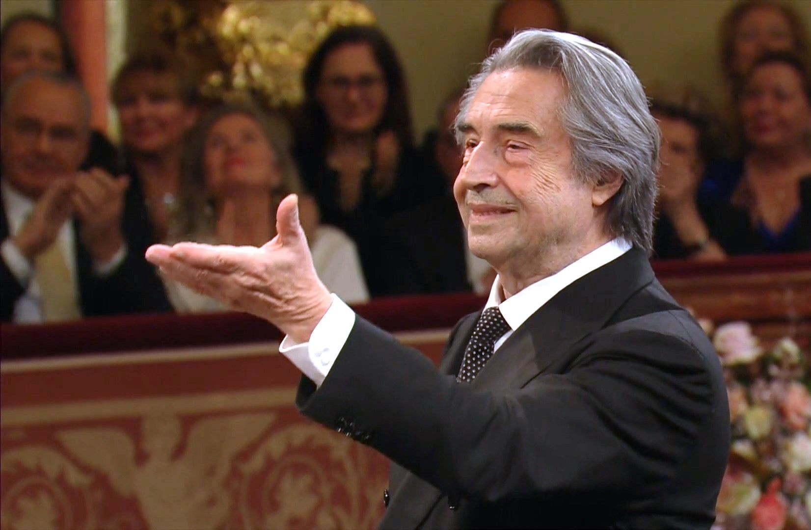 小约翰·施特劳斯《闲聊快速波尔卡》2025年维也纳新年音乐会