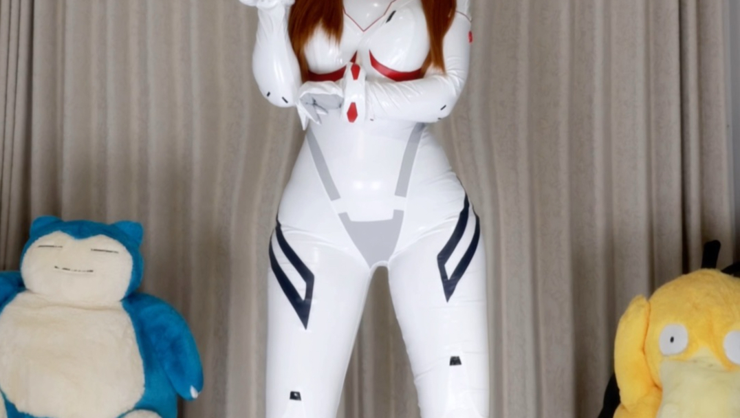 明日香白色战斗服