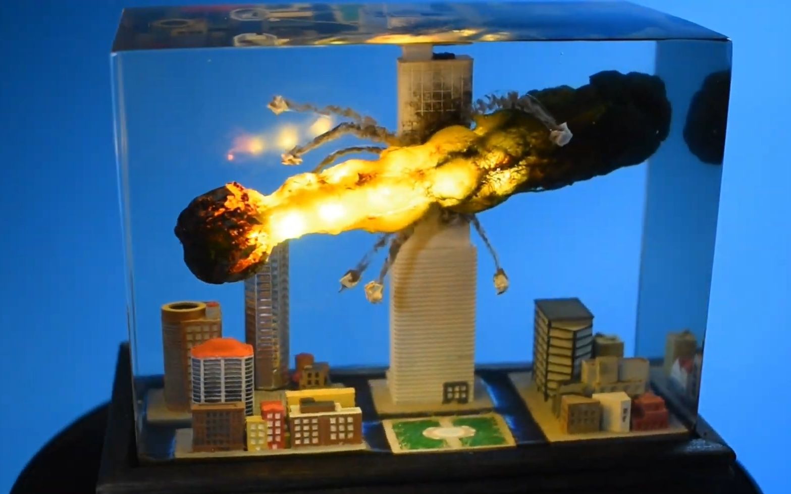 【手工】制作 陨石撞击 灯光树脂场景 作者：4THECRAFT_哔哩哔哩_bilibili