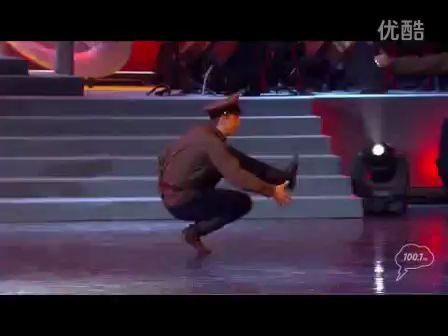 苏军/俄军跳哥萨克舞（老版+新版）