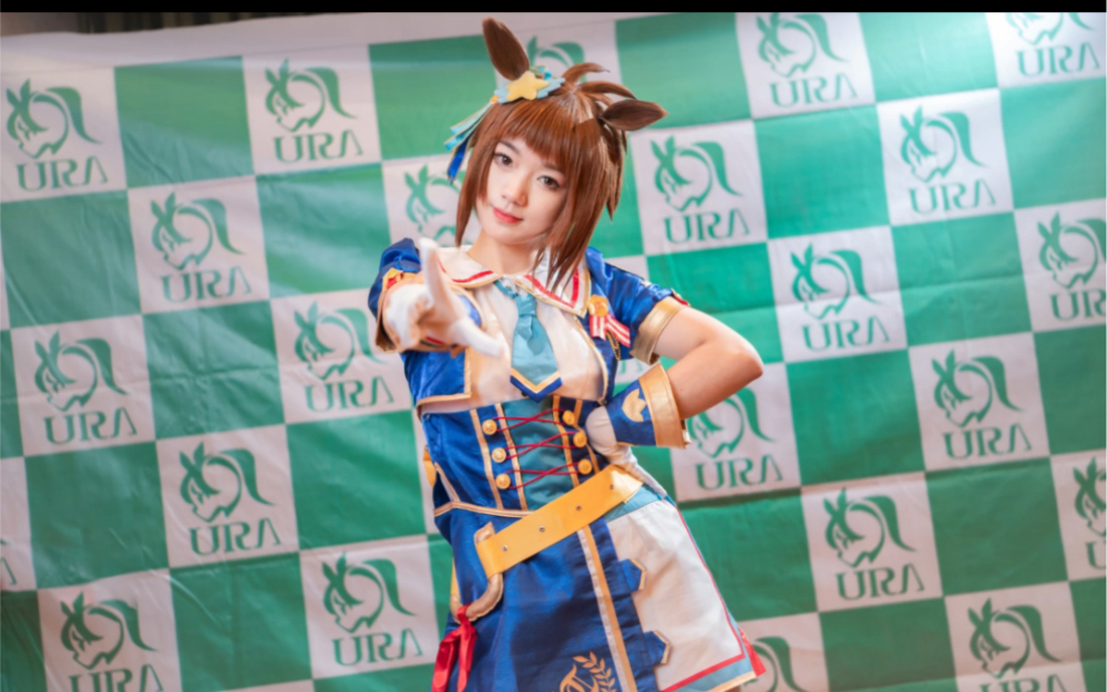 I, Carrot Superman, want first place! [Shimmering Flying Pony cos]