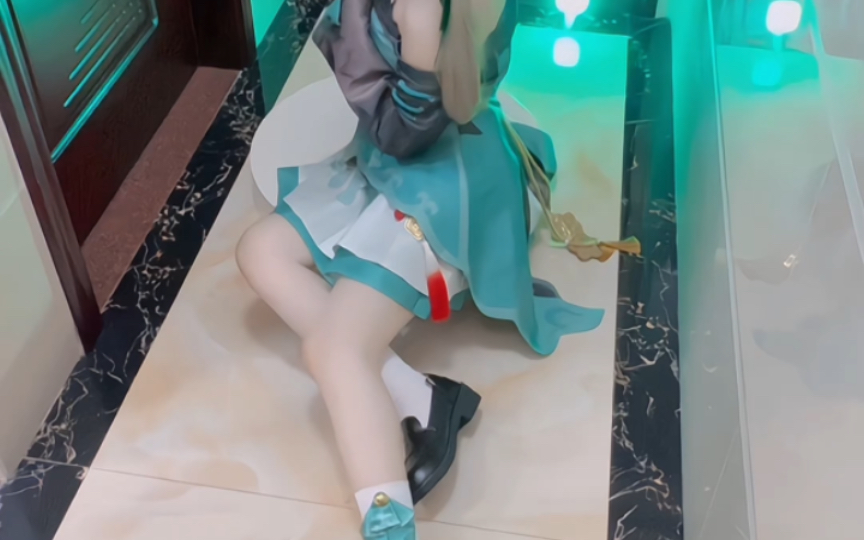 You're so civilized, you don't know how to play mahjong.