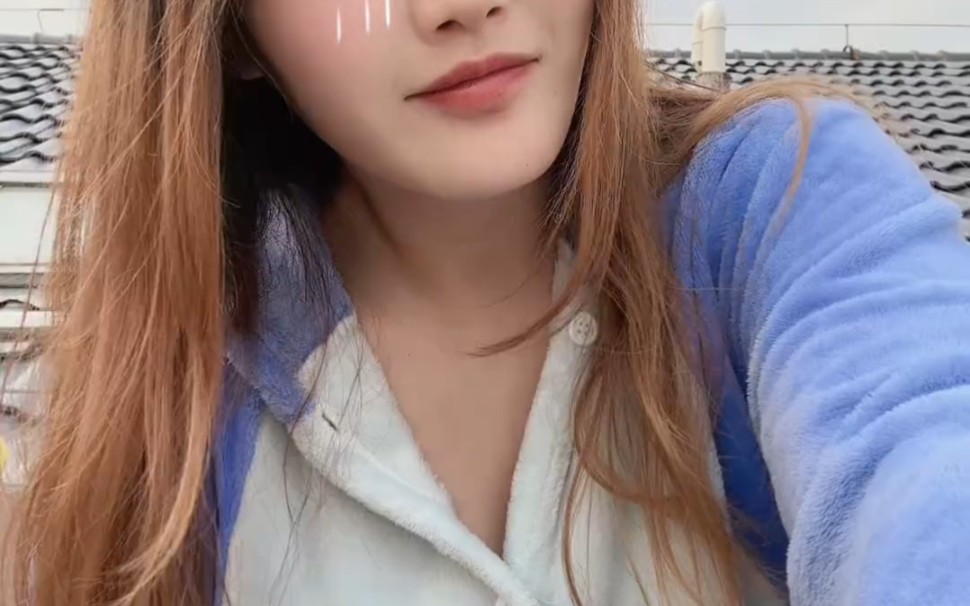 The sun is shining today.