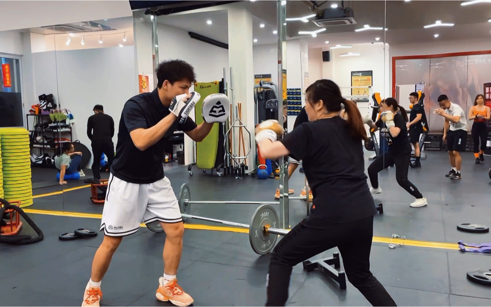 Boxing Training_哔哩哔哩_bilibili