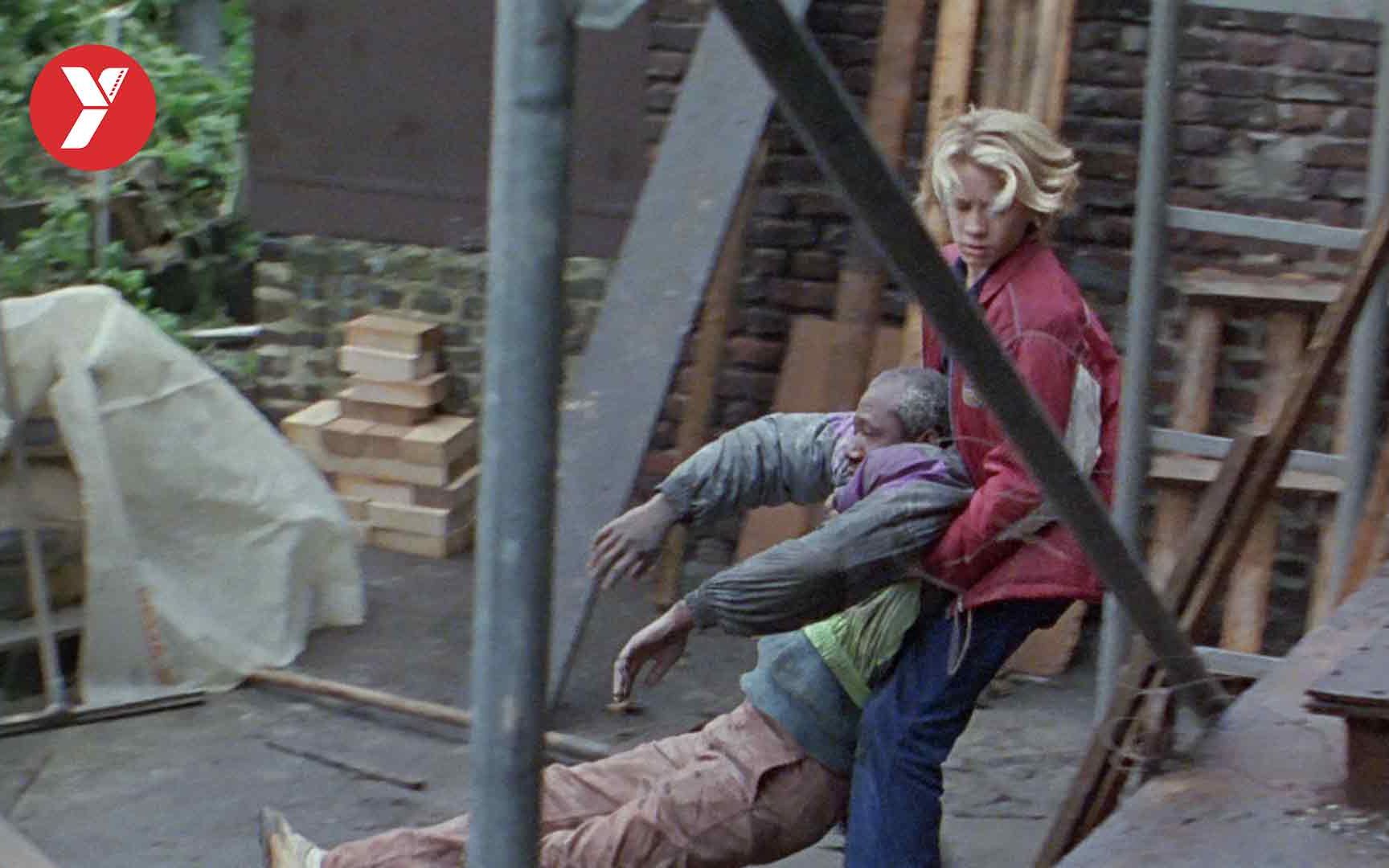 【越哥】富人最大的资产是穷人！这部电影太敢说了，看得我无言以对！