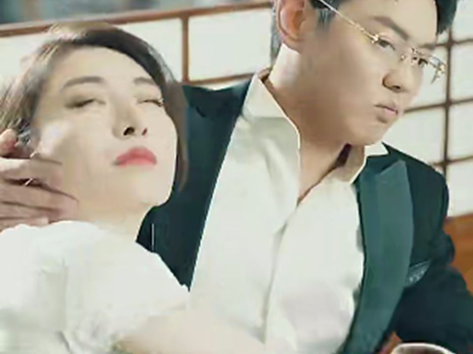 旗袍女杀手行刺失手丧命