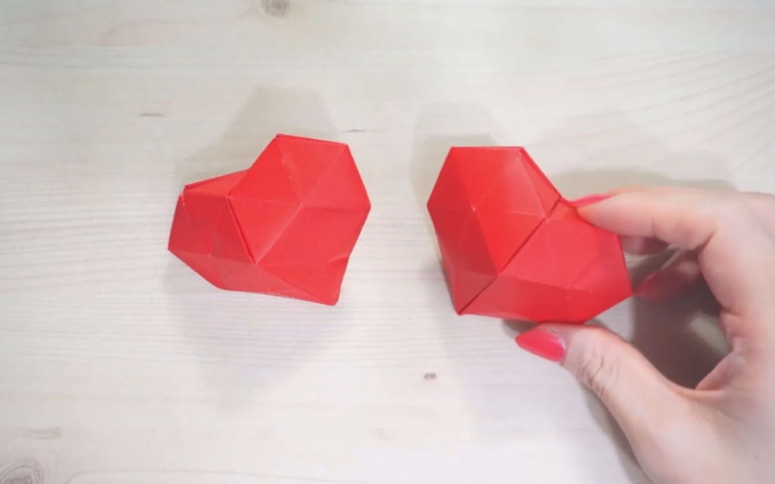 简单的折纸杯子怎么折？折法简单，宝宝也能做 | 说明书网