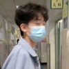 12岁男孩身高176，医院看病还要挂儿科，看到同龄“小朋友”不好意思进门