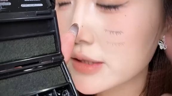 眼妆都有预制的了吴一同学还是太权威了