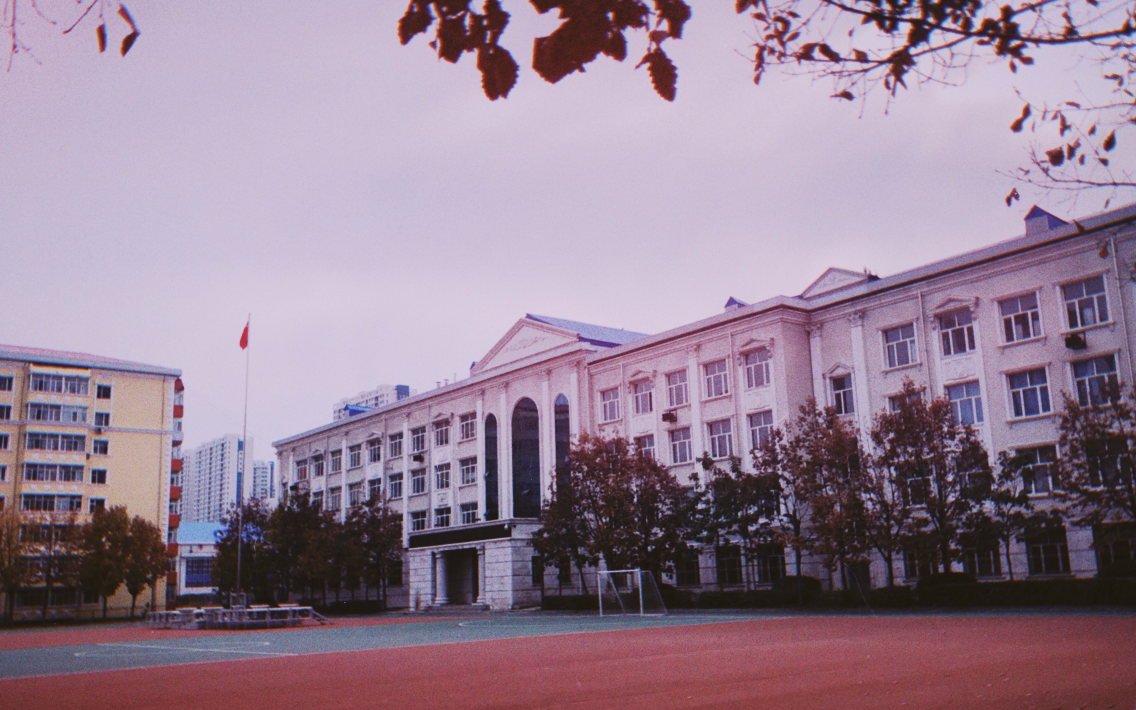 哈师大附中新媒体中心