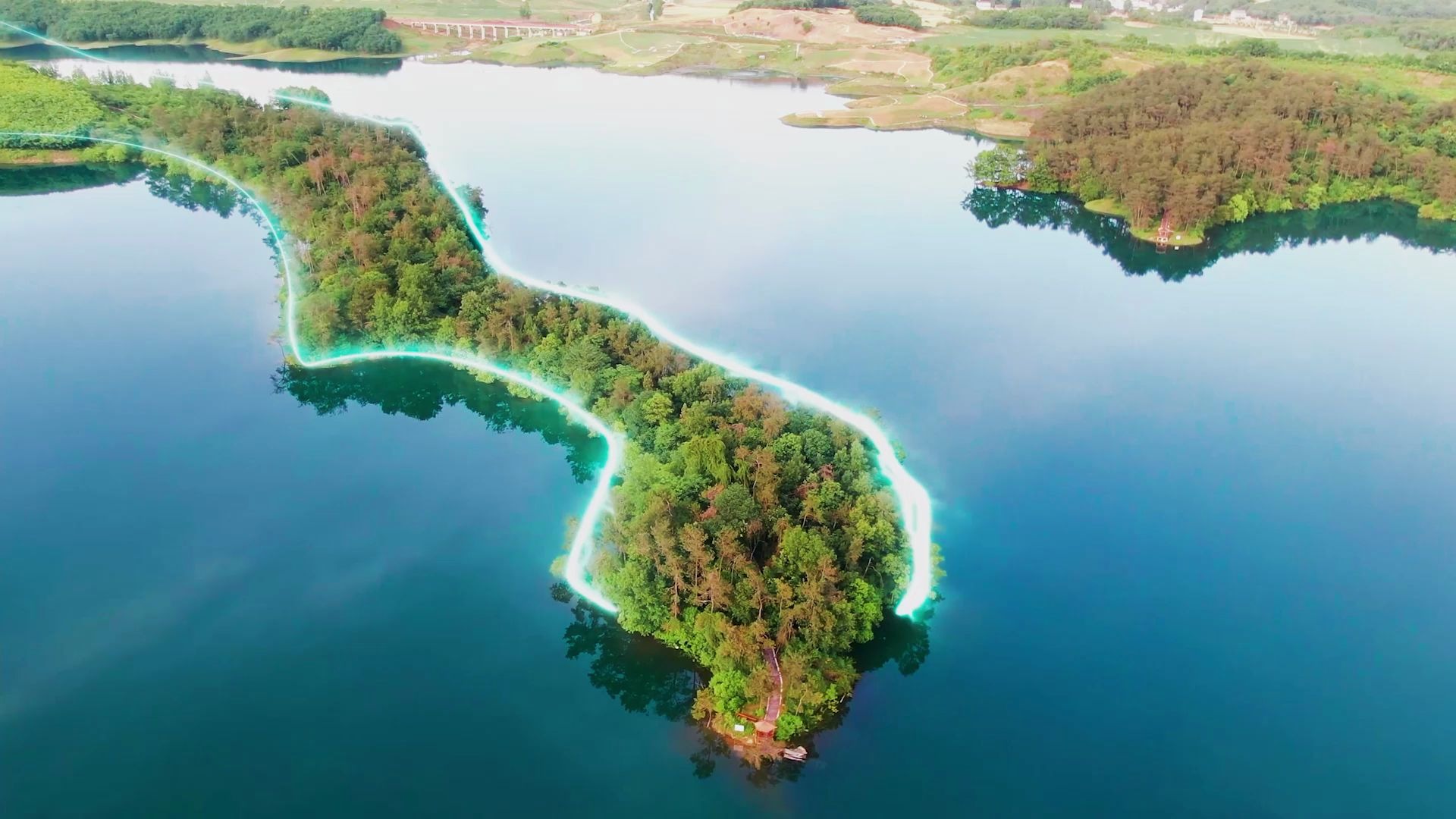 登云湖的景区航拍,你们看这像什么?我觉得是一条龙