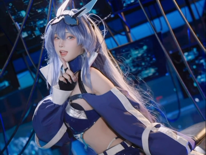 比赛快开始了，快到我身边来～Honey