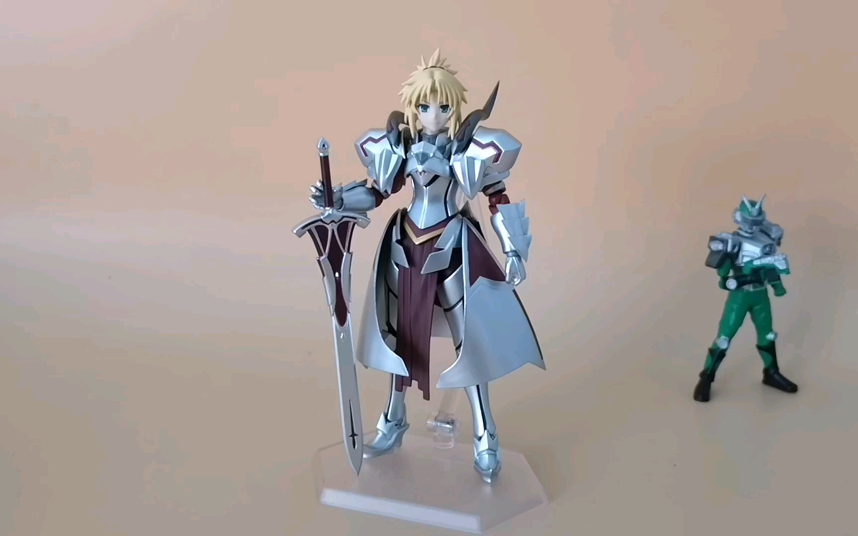 (多吾制作)第19期 figma 414 红saber 莫德雷德/小莫/坑爹剑