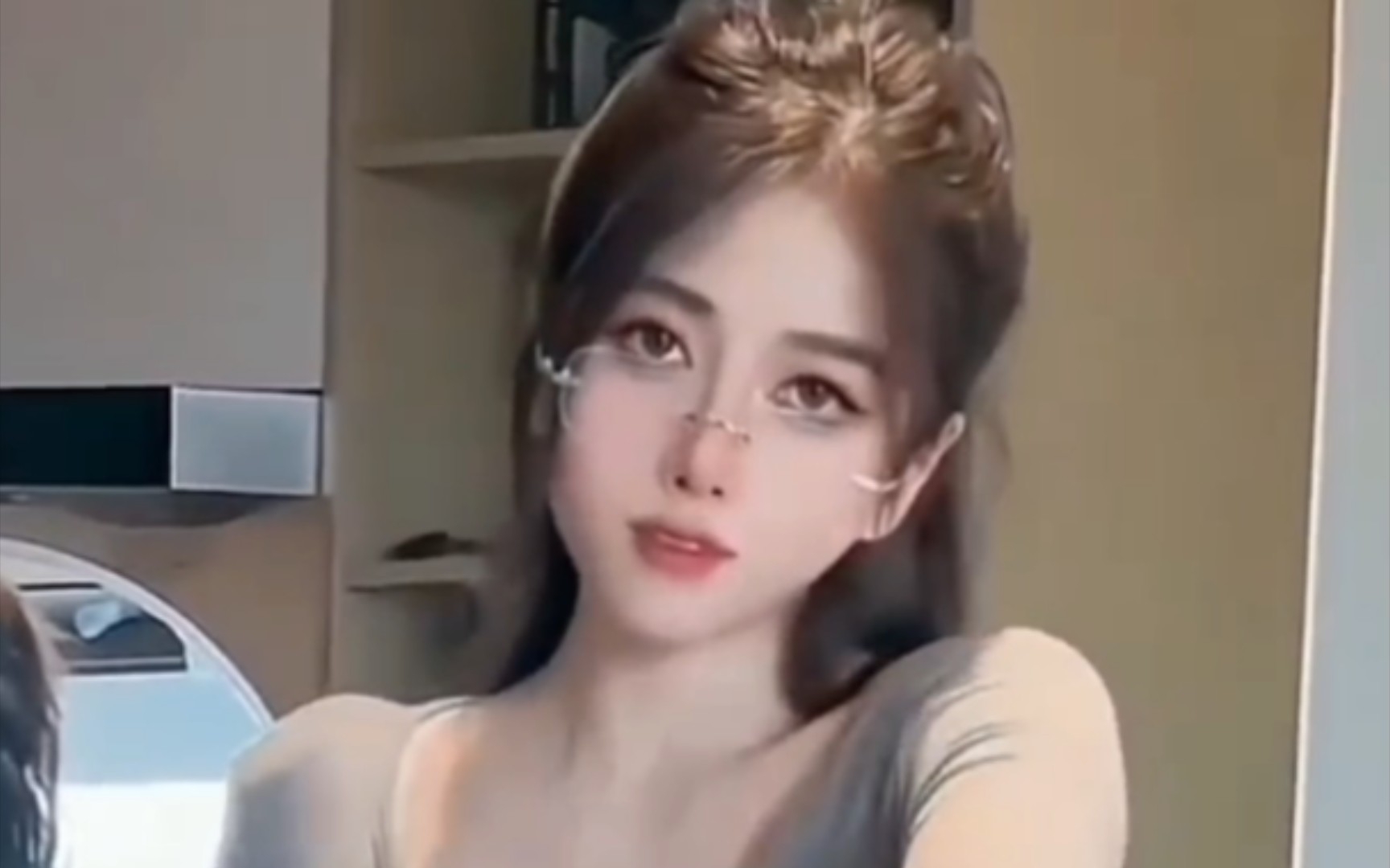 “眼镜妹眼镜妹 摘了眼镜啥都会”_哔哩哔哩_bilibili