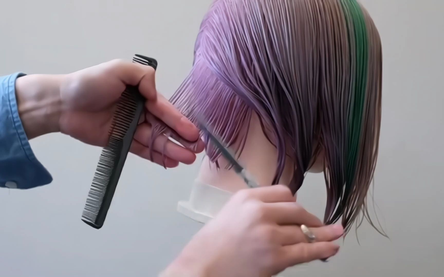 经典沙宣a线波波头修剪技术，简单又好看的短发，一直都很流行