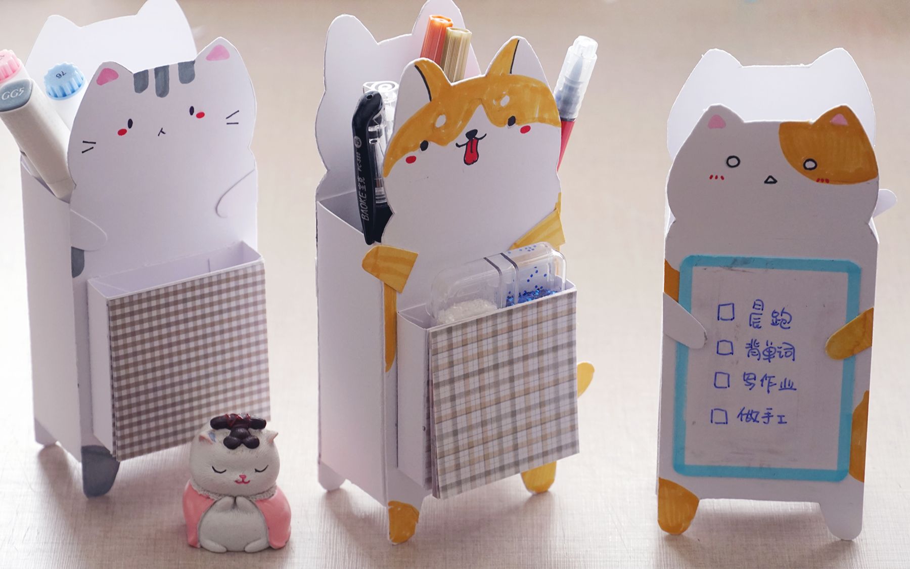 【手工】来做多功能笔筒，卡通造型萌萌哒，简单又实用！