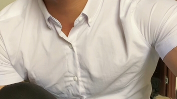 吴井 大胸男 in 紧身衣 5.1