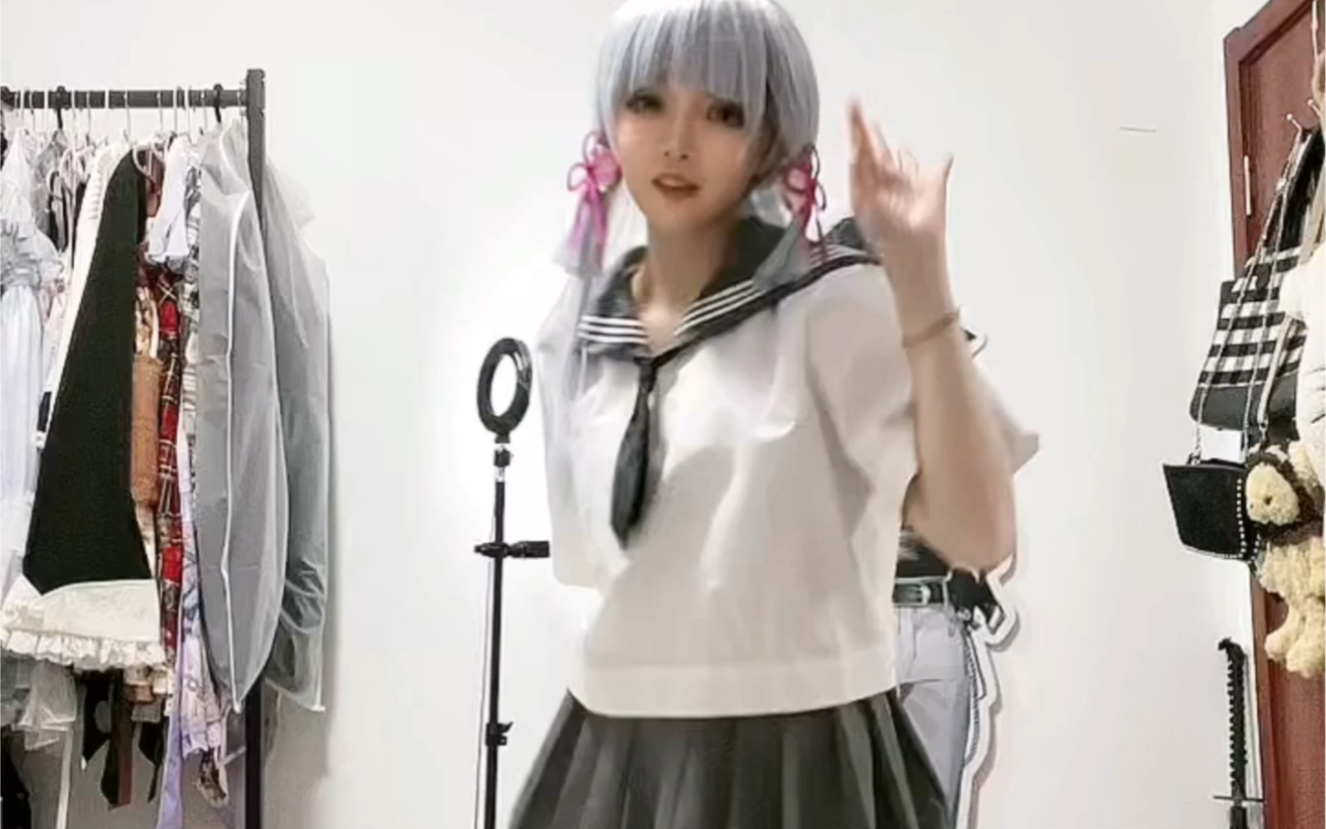 JK Ayaka's Weather Forecast Dance