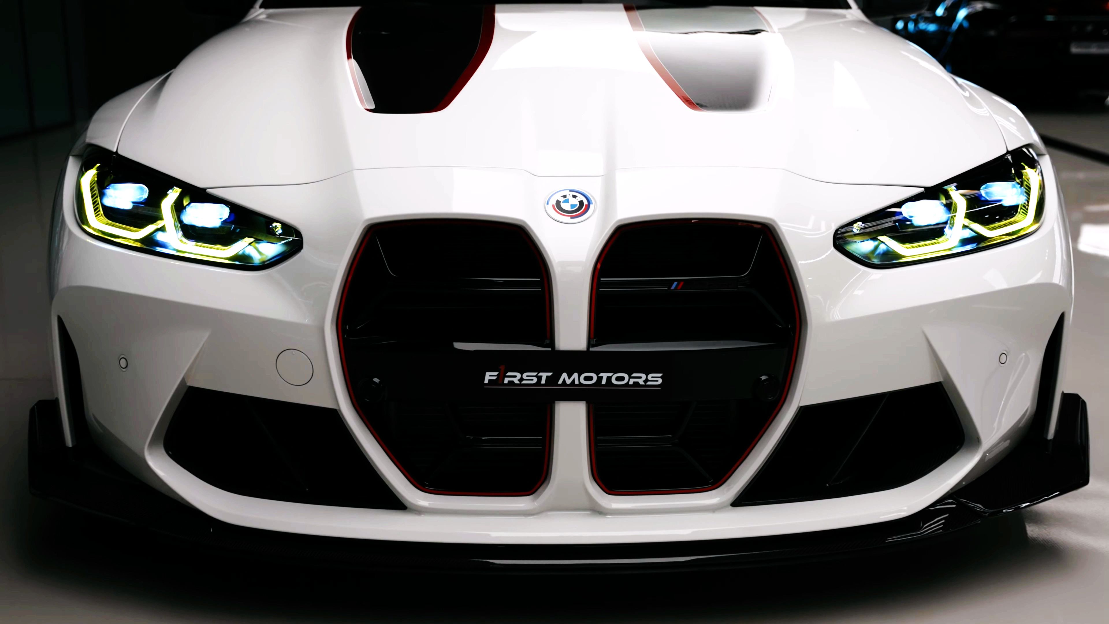 【4K | 观赏】宝马 M4 CSL | 1/1000 | BMW