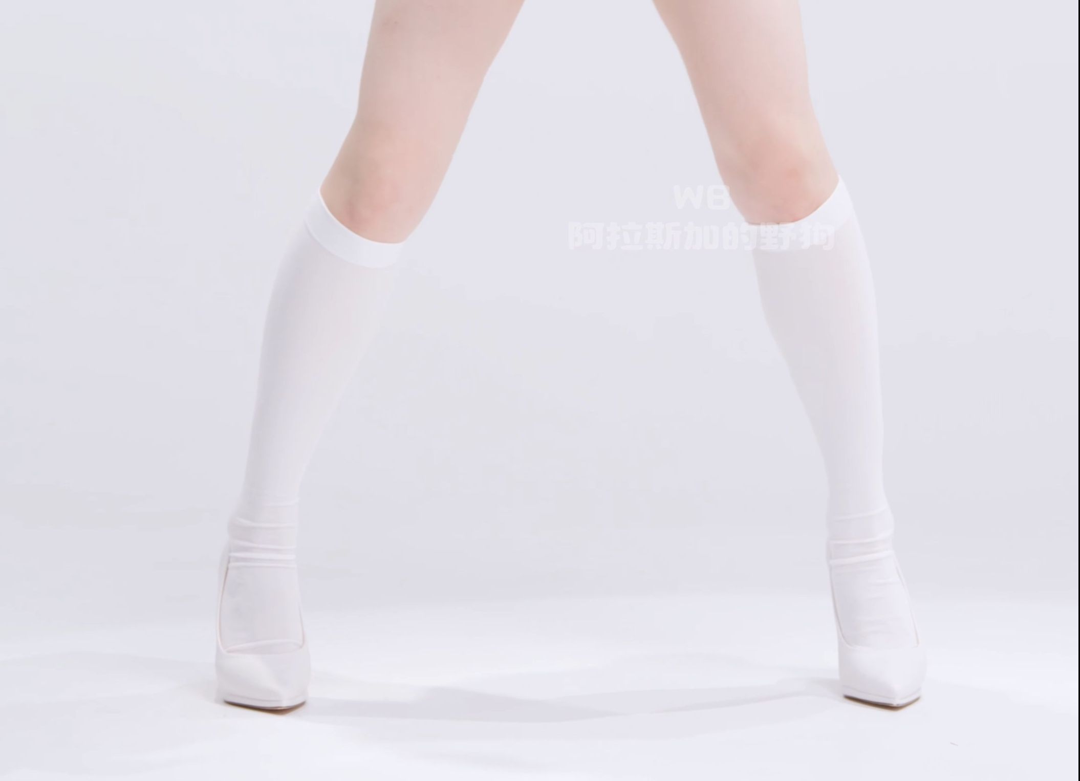 Hai phút hơn Chi Nguyen 2022 Christmas