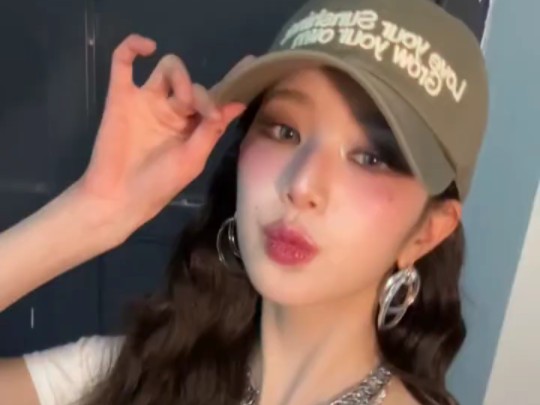 【张元英】羊毛卷甜心爆改棒球帽大耳环火辣女神？！丨240704