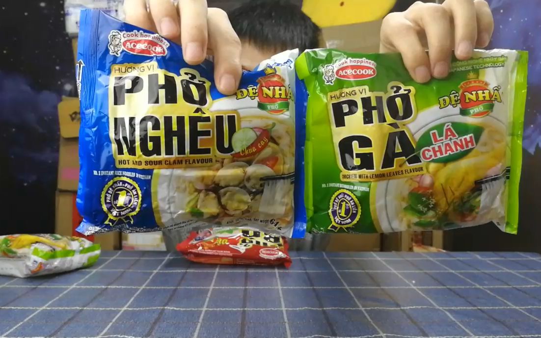 试吃越南进口“河粉”，两块钱一包，不爱吃粉的我都喜欢上了吃