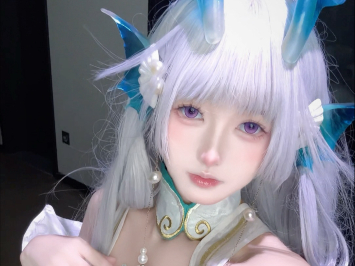 Reward a Shih Tzu baby.