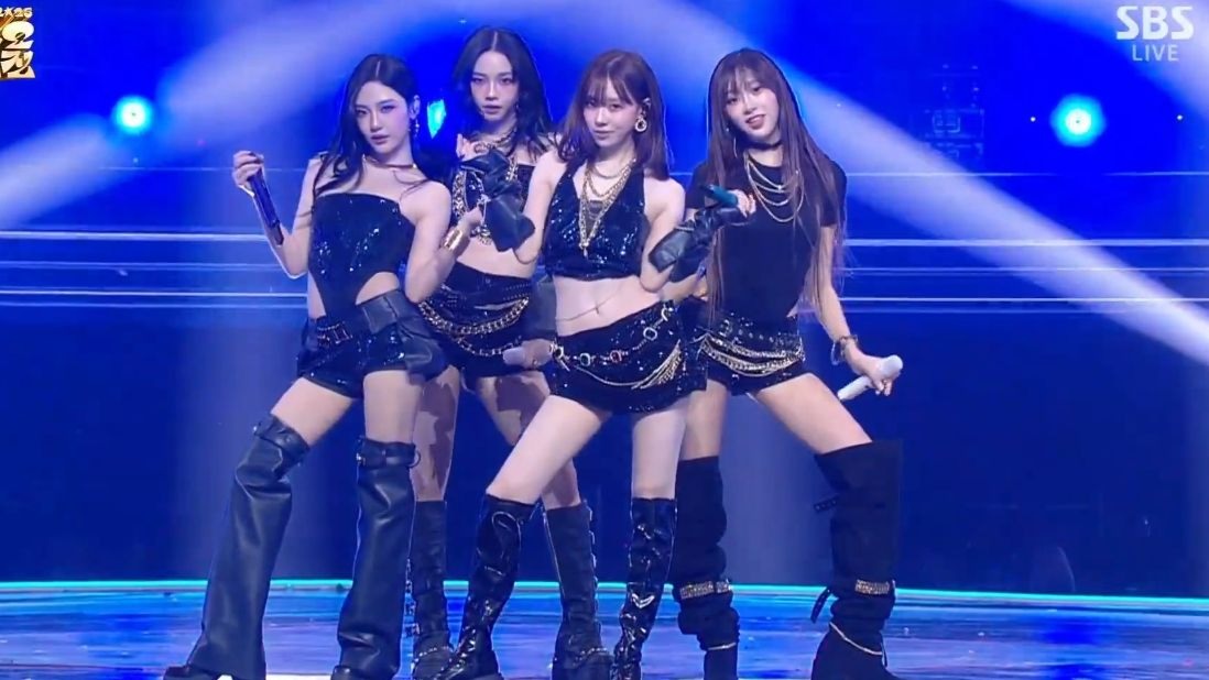 aespa Rich Man 2025歌谣大战舞台