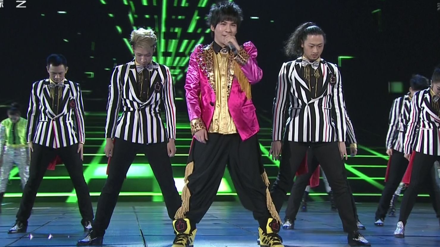 【HD】大张伟.倍儿爽.CCTV.第三十二届春节联欢晚会.20140130