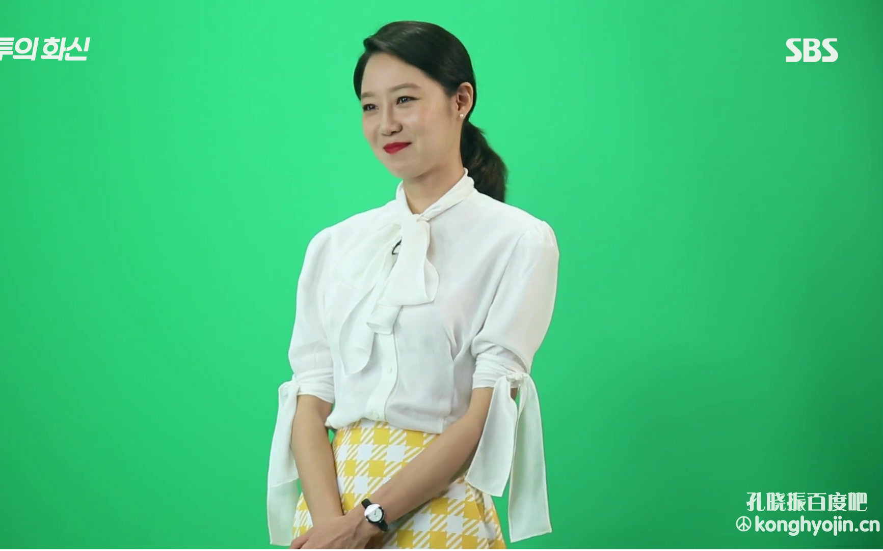 孔晓振吧】《嫉妒的化身》拍摄花絮【中字】想要播天气却总是NG的表娜丽_