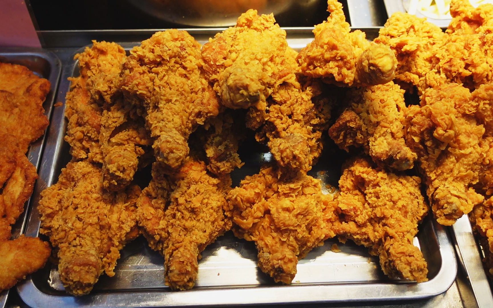 肯德基 KFC 小食拼盘-热辣薯片鸡翅 修图_Eve_彭-站酷ZCOOL