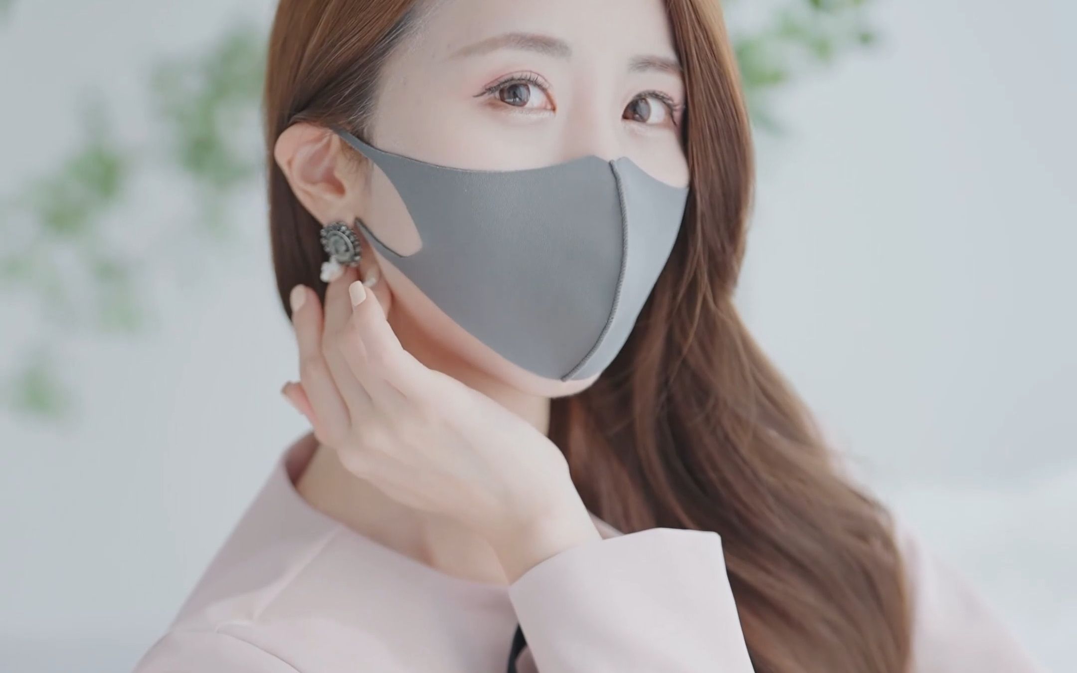 Miss Rose's little pale pink dress outfit.