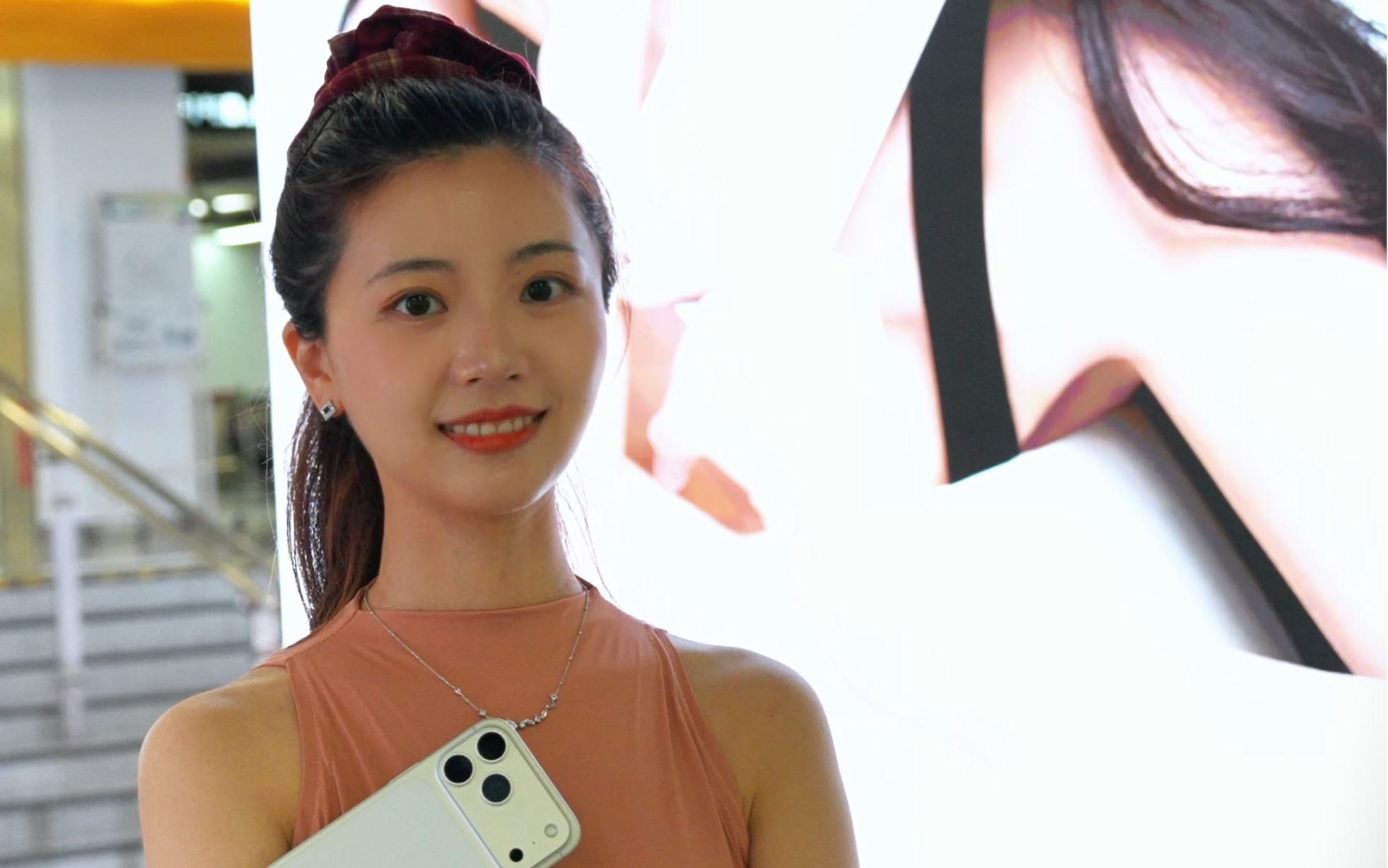 好姐妹说我有点像她，我觉得不像吧…