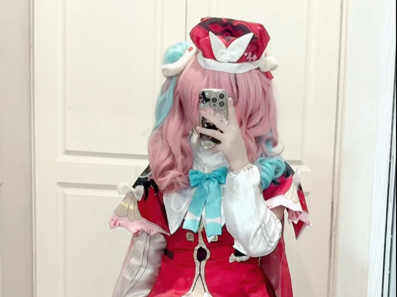 Color Barbara Duck Punch