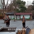 春日静安公园门口，上海街头表演杜老师歌曲《我最近的爱》
